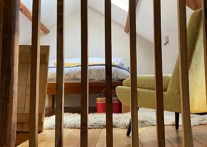 Barn: Beckside Stables * Картмел